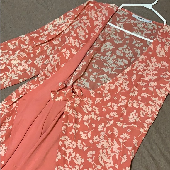 SOLD β Long Sleeve Wrap Maxi Dress - Picture 7 of 7